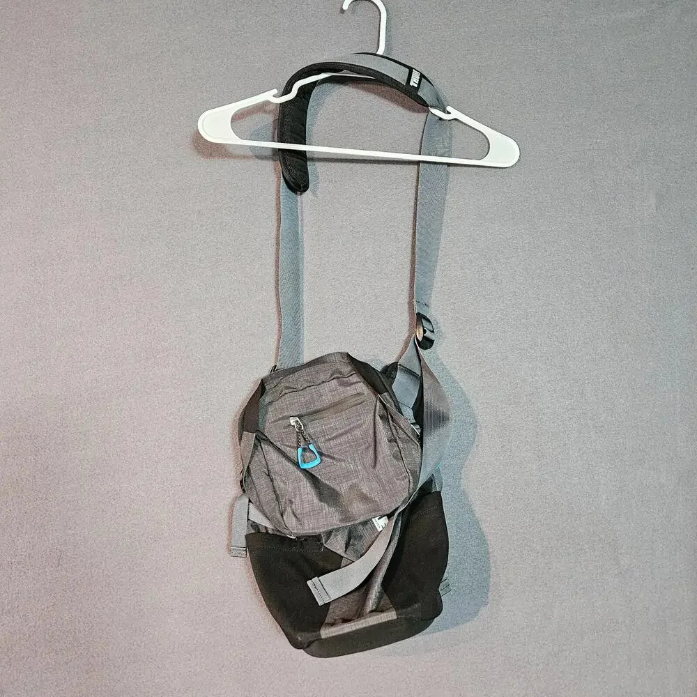 Thule Perspektiv TPDP 101Slr Daypack Camera Bag VERY CLEAN Shoulder Sling